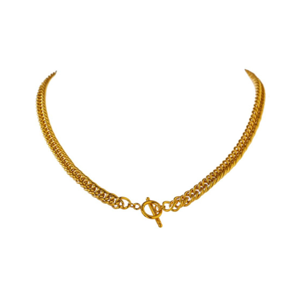 Baby hip store chain in gold